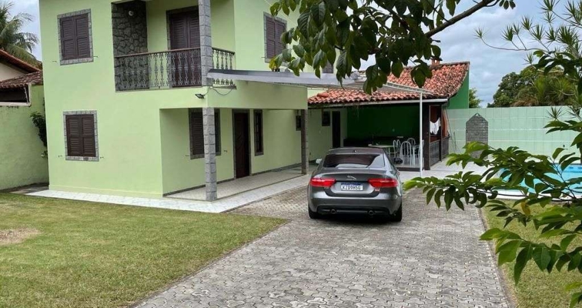 Casa com 4 dormitórios à venda, 220 m² por R$ 850.000,00 - Parque Hotel - Araruama/RJ