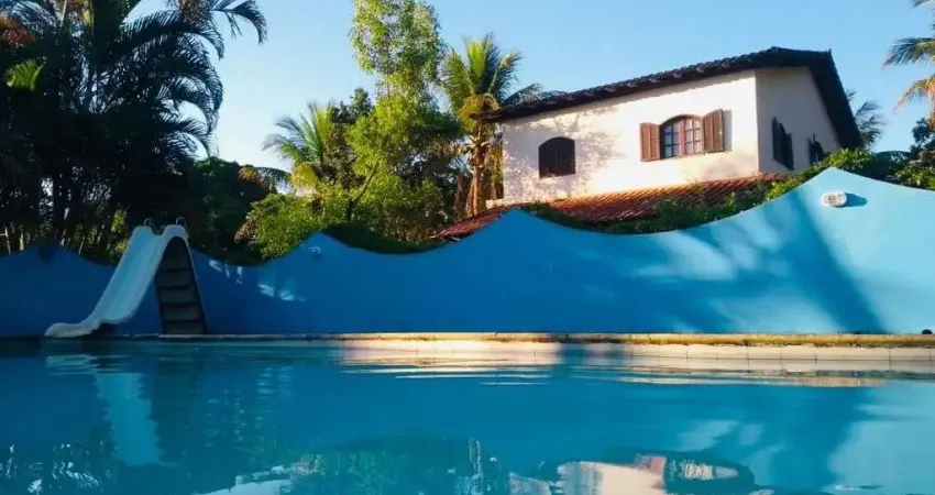Sítio com 8 dormitórios à venda, 15000 m² por R$ 650.000,00 - Areal - Saquarema/RJ