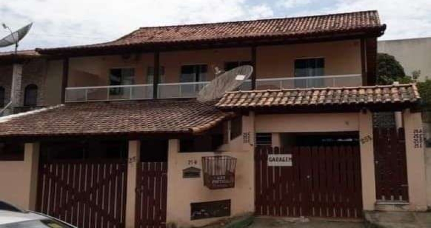 Casa com 7 dormitórios à venda, 372 m² por R$ 900.000,00 - Bacaxá - Saquarema/RJ