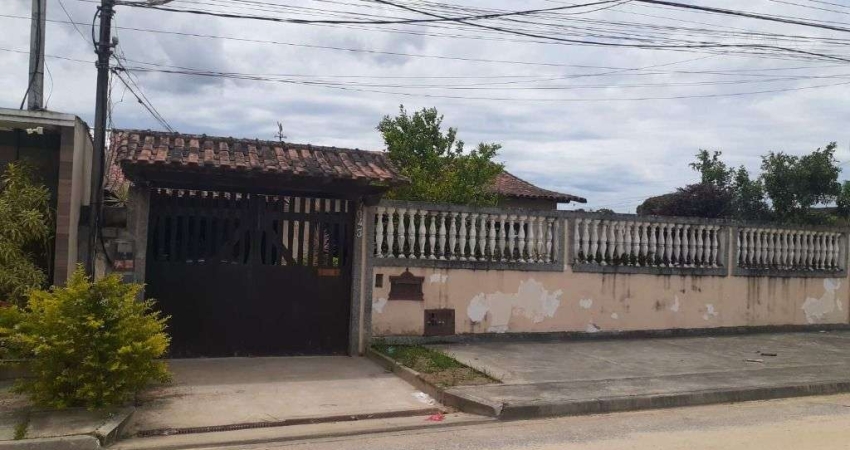 Casa com 2 dormitórios à venda, 450 m² por R$ 650.000,00 - Parque Hotel - Araruama/RJ