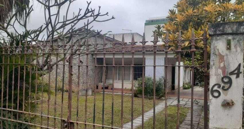 Casa com 4 dormitórios à venda, 300 m² por R$ 2.200.000,00 - Parque Hotel - Araruama/RJ