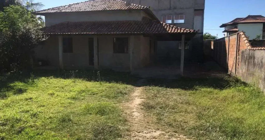 Casa com 5 dormitórios à venda por R$ 370.000,00 - Xv de Novembro - Araruama/RJ