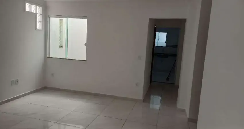 Apartamento com 2 dormitórios à venda, 70 m² por R$ 349.000,00 - Centro - Araruama/RJ