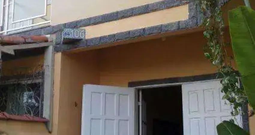 Apartamento Duplex com 2 dormitórios à venda, 80 m² por R$ 285.000,00 - Xv de Novembro - Araruama/RJ