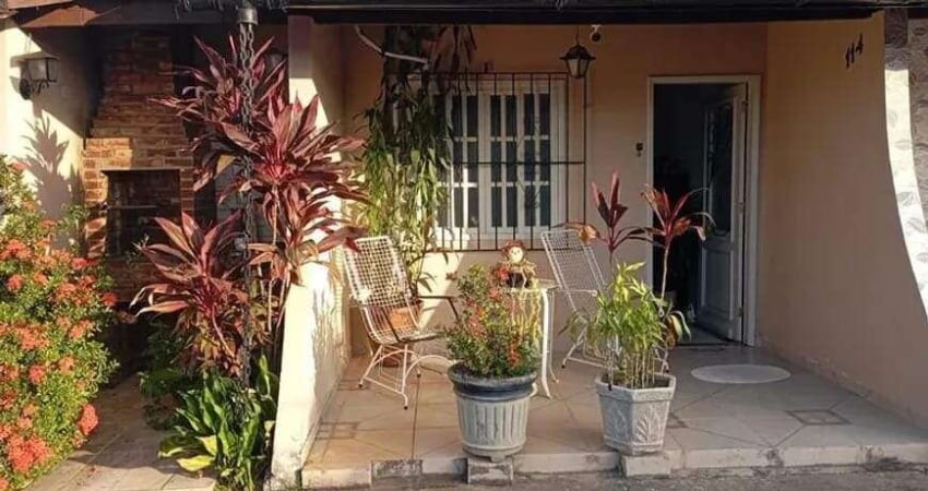 Casa com 2 quartos à venda na Rodovia Amaral Peixoto, Viaduto, Araruama
