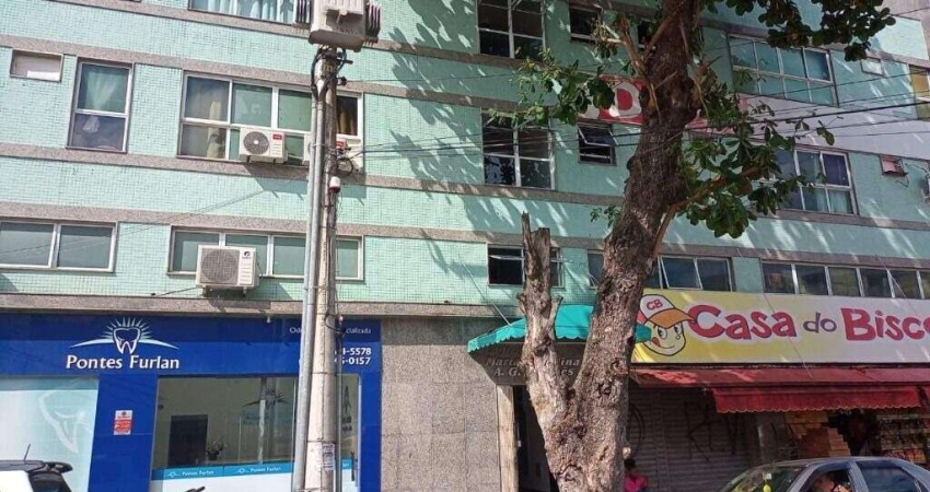 Sala comercial para alugar na Rua Conselheiro Macedo Soares, Centro, Araruama
