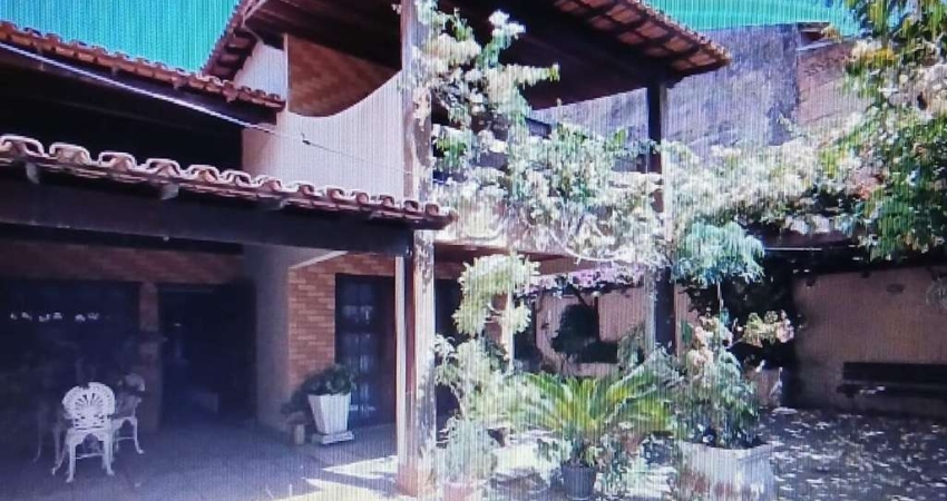 Casa à venda, 4 quartos, 1 suíte, 3 vagas, Centro - Arraial do Cabo/RJ