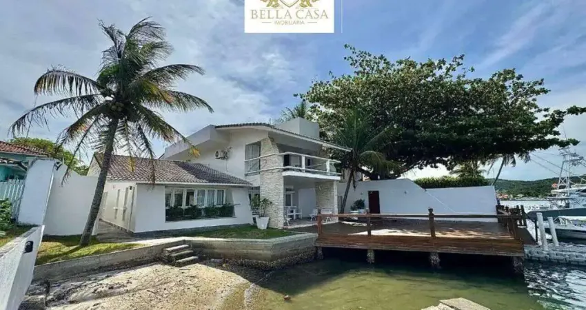 Mansão Duplex de Luxo à Beira do Canal – Um Refúgio Exclusivo no Condomínio Moringa