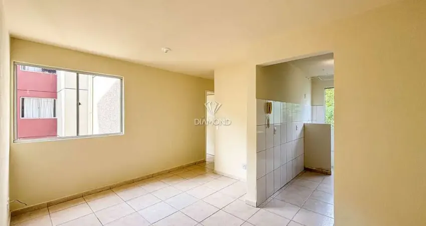 Apartamento com 2 quartos para alugar na Rua Thereza Lopes Skroski, 333, Santa Cândida, Curitiba