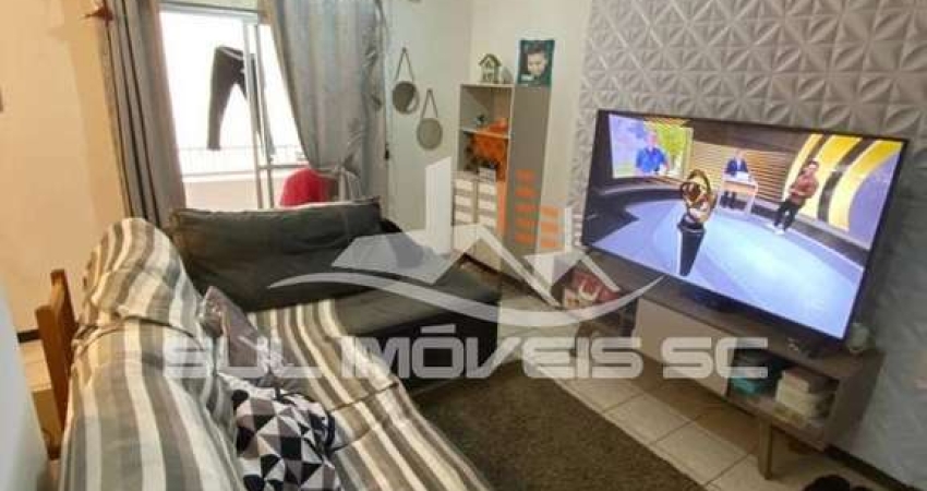 Apartamento com 2 Dormitórios no Edifício Parque das Flores – Centro de Itajaí
