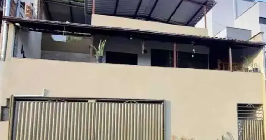 Casa em condomínio fechado com 3 quartos à venda na Rua Doutor Luiz Augusto Nagem Assad, Costa Carvalho, Juiz de Fora