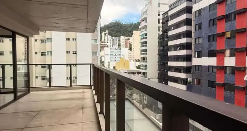 Apartamento com 4 quartos à venda na Rua Rei Alberto, Centro, Juiz de Fora
