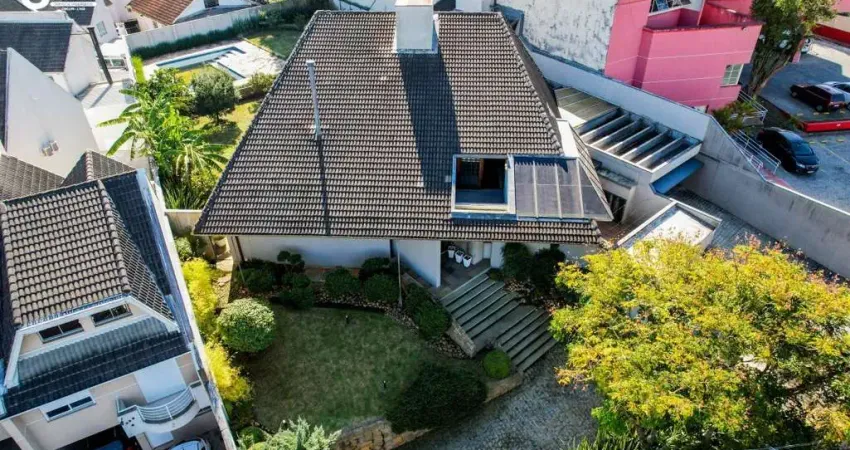 Casa Alto Padrão para Venda em Vista Alegre Curitiba-PR