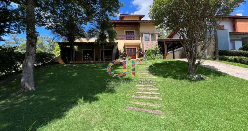 Casa com 3 dormitórios à venda, 530 m² por R$ 3.600.000,00 - Condomínio Village Visconde de Itamaracá  - Valinhos/SP