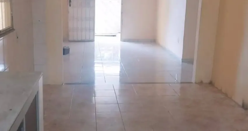 Cj. Campos Eliseos, venda casa e Financia, 3 quartos amplo quintal, Financia