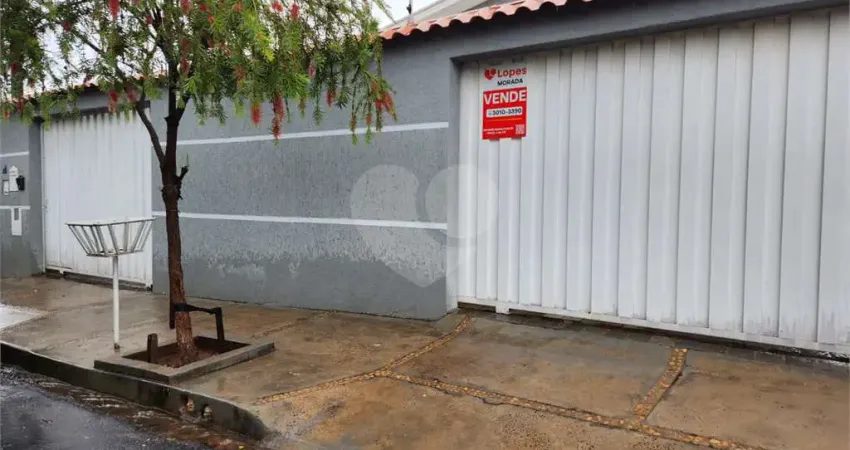 Casa com 4 quartos à venda em Jardim Das Estações (vila Xavier) - SP