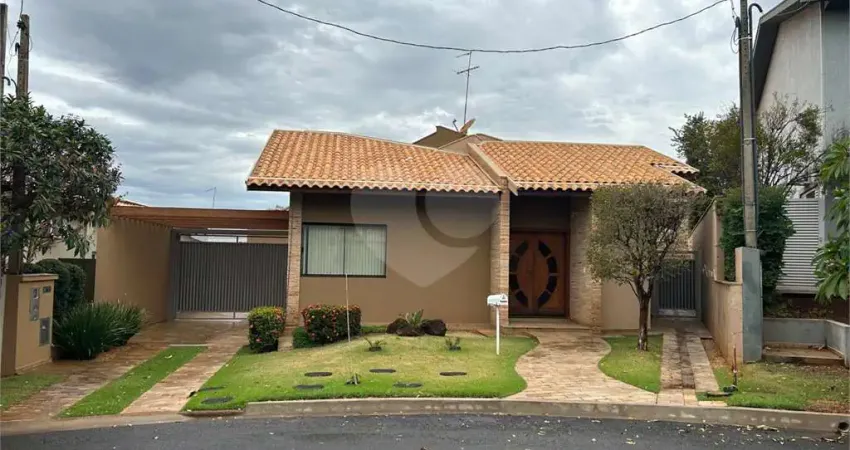 Condomínio com 3 quartos à venda ou para locação em Altos Do Jaraguá - SP