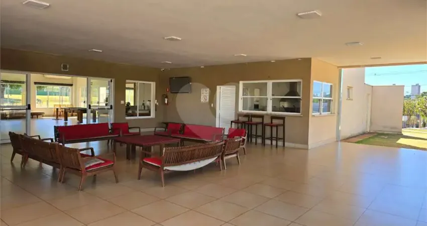 Condomínio com 3 quartos à venda em Residencial Village Damha Ii - SP