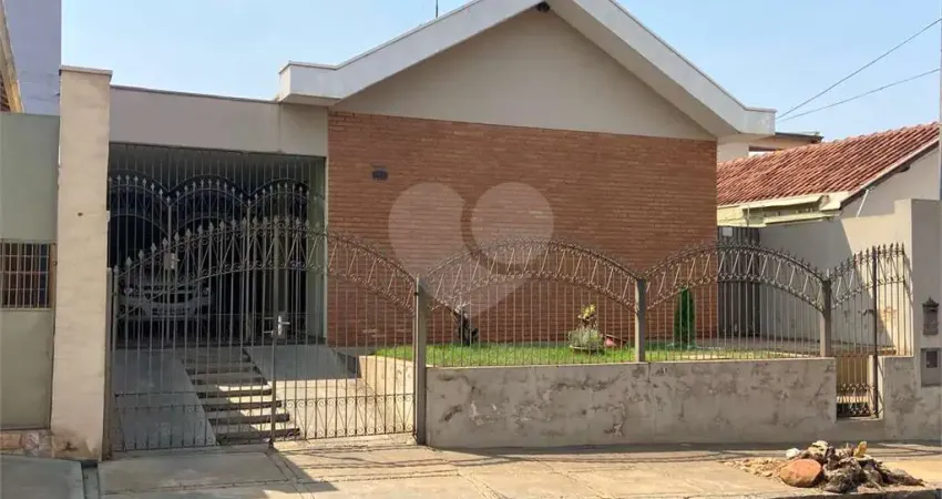 Casa comercial à venda no Centro, Araraquara 