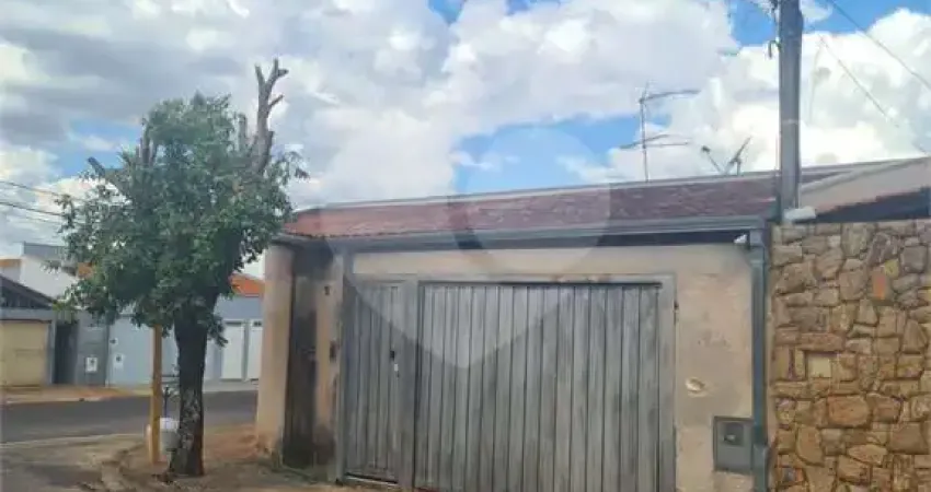 Casa comercial à venda no Jardim Gardênias, Araraquara 