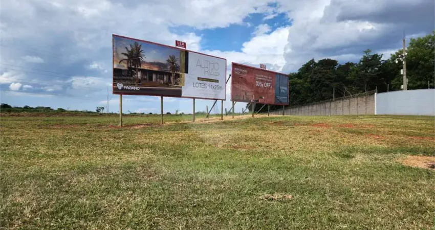 Terreno comercial à venda no Jardim Botânico, Araraquara 