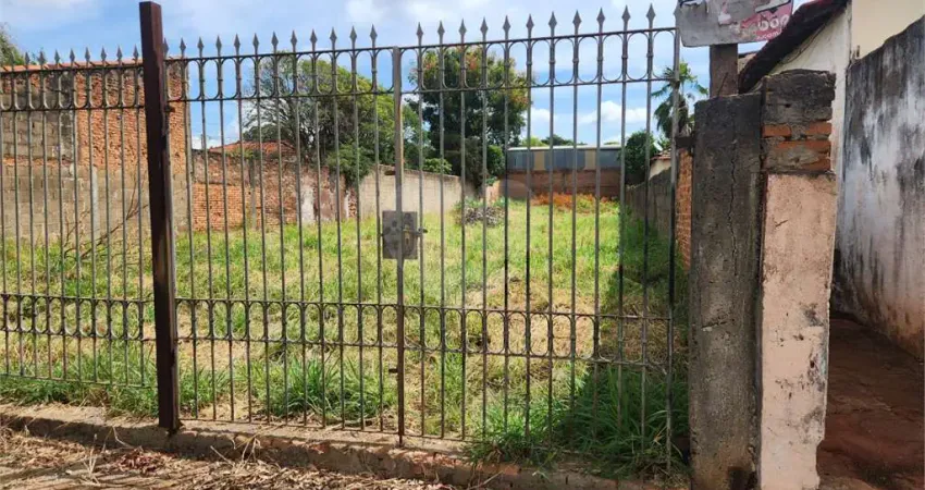 Terreno comercial à venda no Jardim Quitandinha, Araraquara 