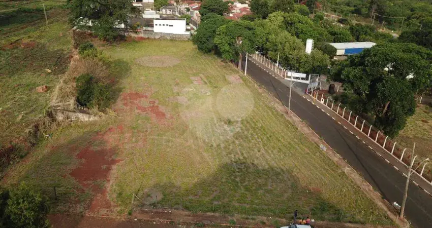 Terreno comercial à venda na Vila Renata (Vila Xavier), Araraquara 