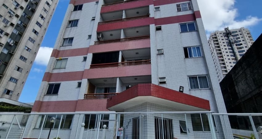 Apartamento para venda tem 117 metros quadrados com 3 quartos em Batista Campos - Belém - PA