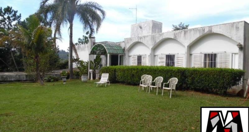 CHÁCARA MALOTA, CASA 3 DORMITÓRIOS, AMPLO TERRENO