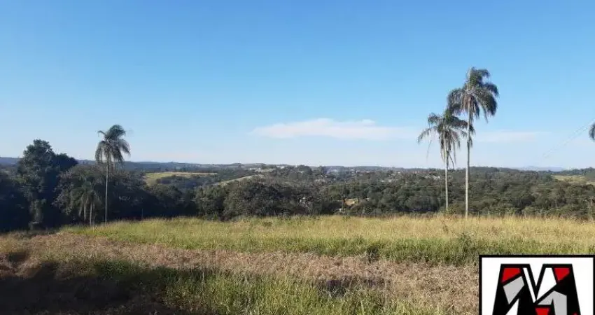 Sítio a venda em Ivoturucaia, medindo 54.000m2, com área verde, permuta.