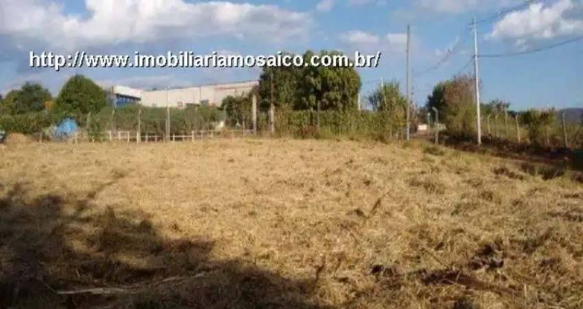 Excelente para empreendimento, fácil acesso às rodovias, terreno plano