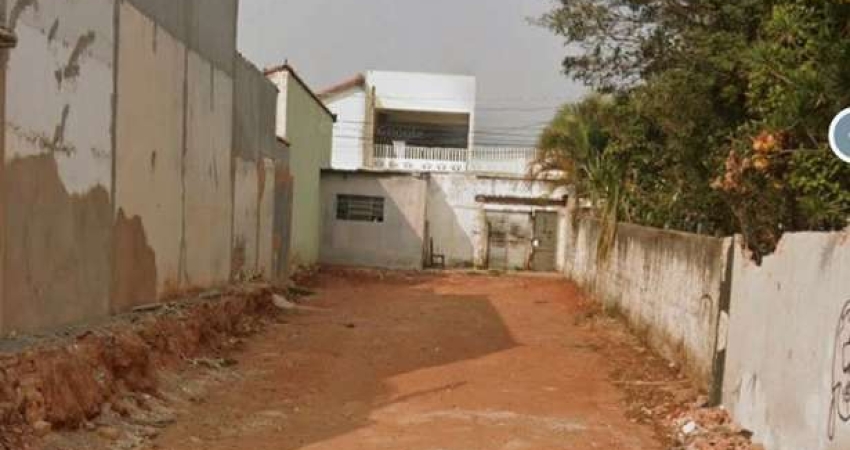 Terreno para fins comerciais em Jundiaí, Av. Fernando Arens com planta aprovada para salão comercial, frente para 02 ruas.