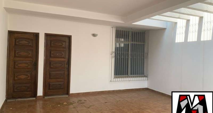 Casa no Bairro do  Vianelo, parte alta, excelente localização, ótimo estado de conservação