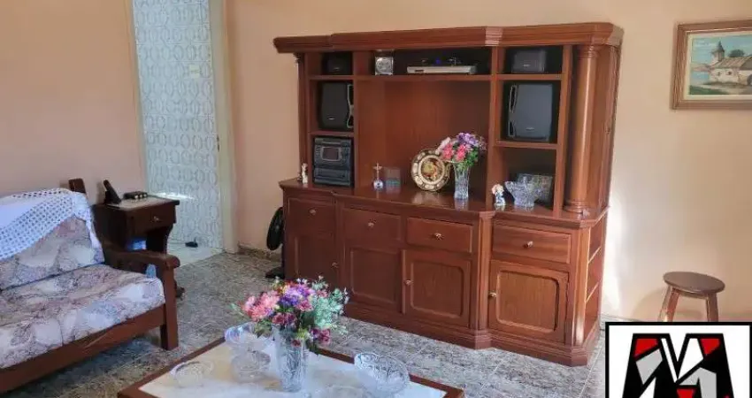 Casa toda mobiliada excelente localização fácil acesso as principais avenidas