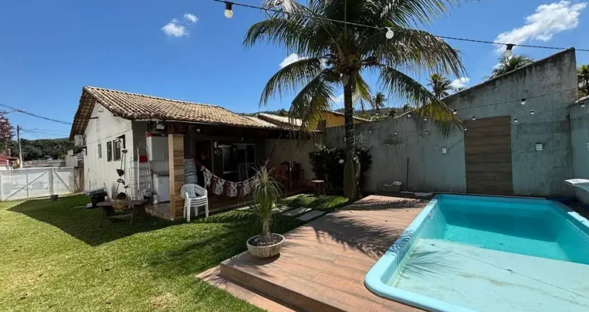 Casa para Venda em Rio de Janeiro, Guaratiba, 2 dormitórios, 1 suíte, 1 banheiro, 3 vagas