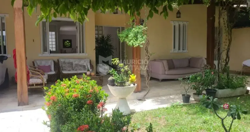 Casa com 4 quartos à venda na Pituba, Salvador 
