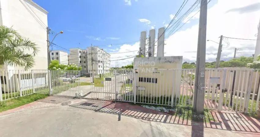 Apartamento 2/4 em condomínio - Abrantes - Camaçari