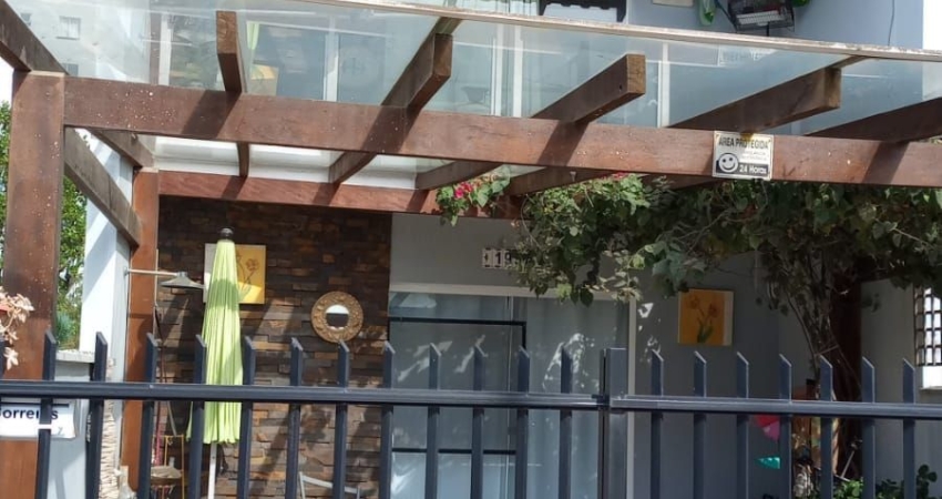 Casa com 3 quartos à venda na Avenida Nereu Ramos, 195, Itacolomi, Balneário Piçarras