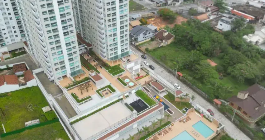 Apartamento com dois quartos sendo uma suite pe na areia com um mega lazer