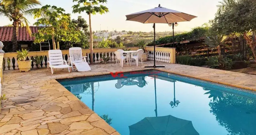 Chácara com 3 dormitórios à venda, 1200 m² por R$ 1.550.000,00 - Terras de Itaici - Indaiatuba/SP