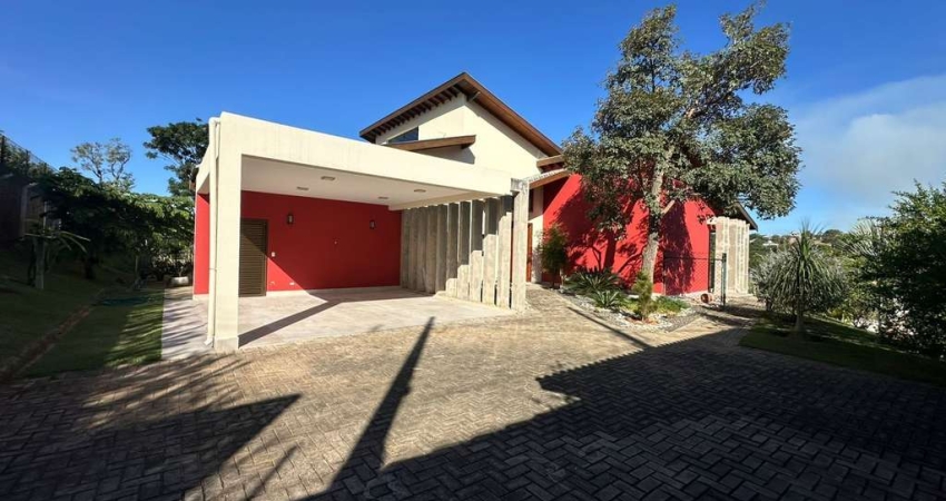 Chácara com vista para o lago e 04 dormitórios à venda, 2070 m² por R$ 3.200.000 - Vale das Laranjeiras - Indaiatuba/SP