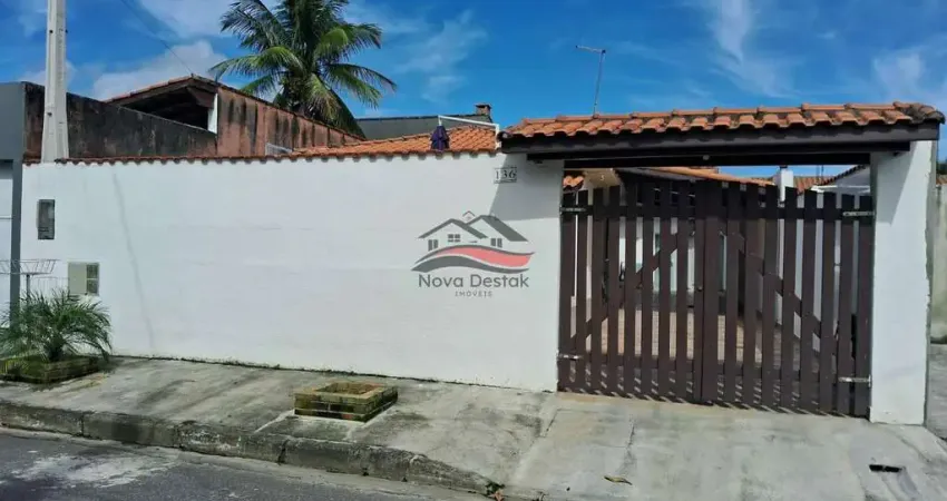 Ótima casa a venda com 3 quartos (1 suíte), no Jd. Porto Novo - Caraguatatuba / SP