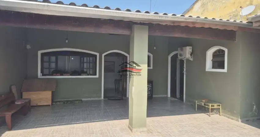 Linda casa com 4 dormitórios bairro Morro do Algodão - Caraguatatuba-SP