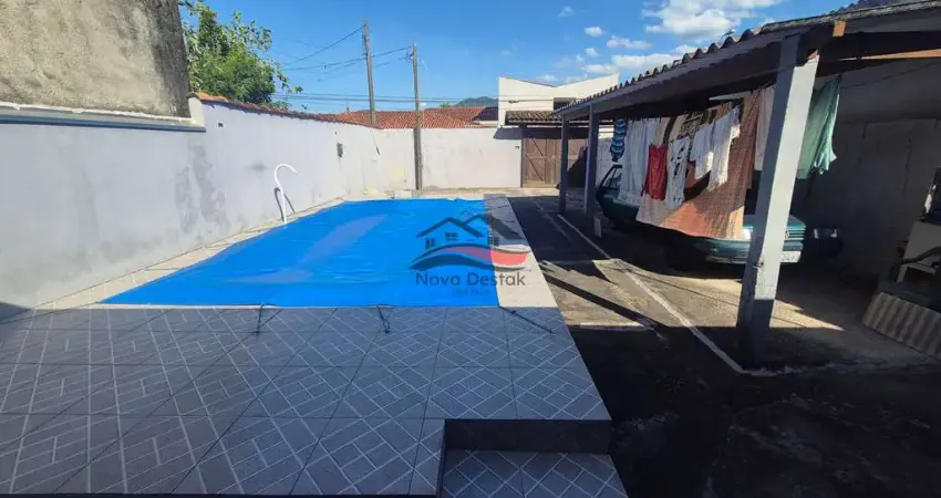 Casa com 2 dormitórios e Edícula no Barranco Alto - Caraguatatuba-SP