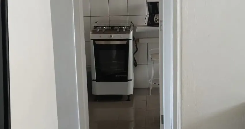 Apartamento 02 Dorms com 01 vaga de garagem Rua Caio Prado