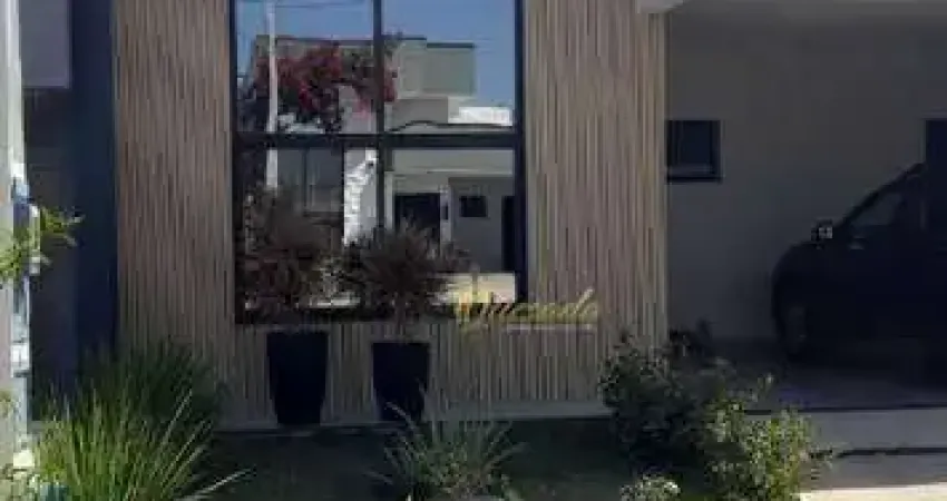 Casa térrea à venda, 3 suítes, planejados, piscina, Condomínio Mantova, Indaiatuba.