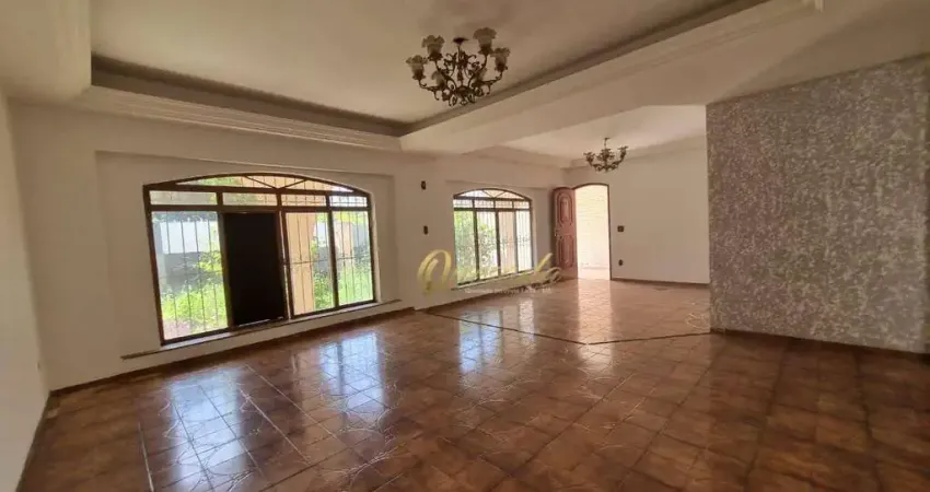 Casa à venda, 4 dormitórios, 2 suítes, edícula, Vila Suíça, Indaiatuba.