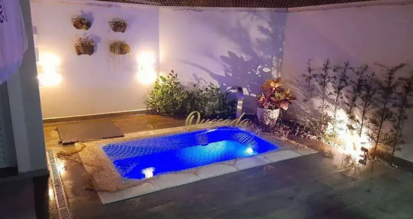 Sobrado à venda, 3 dormitórios, 1 suíte, planejados, piscina, Condomínio Villagio di Itaici, Indaiatuba.
