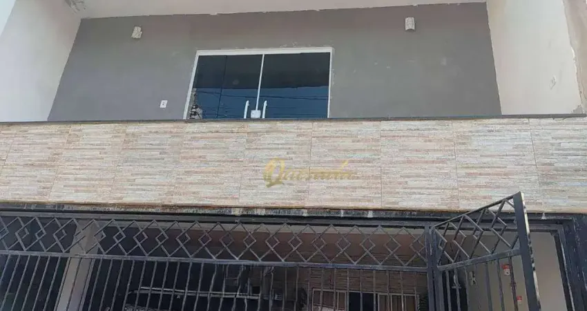 Sobrado à venda com 3 dormitórios, quintal, no jardim hubert, indaiatuba.