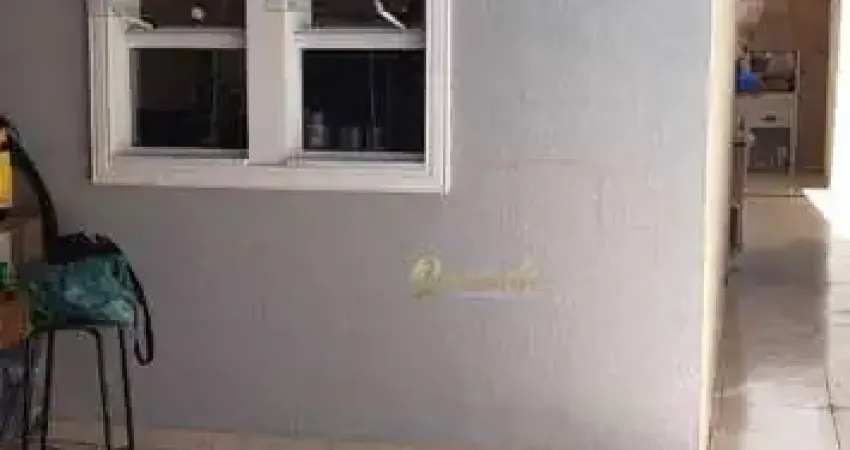 Casa térrea à venda, 2 quartos, 1 suíte, área gourmet, quintal, Jardim Portal do Sol, Indaiatuba.